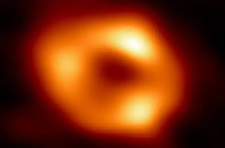 دانشمندان اولین تصویر یک سیاه چاله در قلب کهکشان راه شیری را منتشر کردند