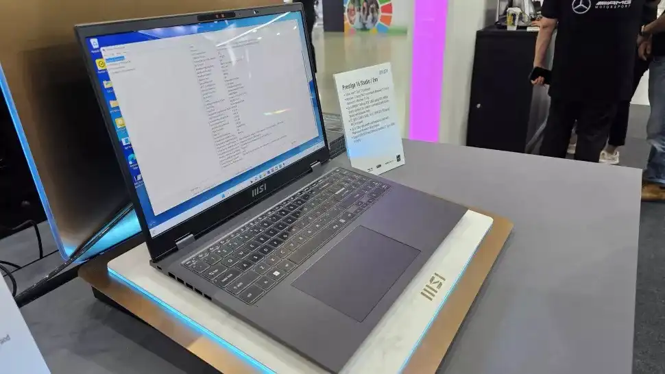 MSI یک لپ تاپ مجهز به پردازنده میتیور لیک اینتل را در نمایشگاه Computex 2023 به نمایش گذاشت