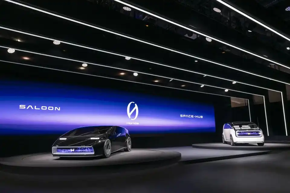 هوندا در نمایشگاه CES 2024 از کانسپت جدید EV با دو مدل آینده‌نگر سری 0 رونمایی کرد.
