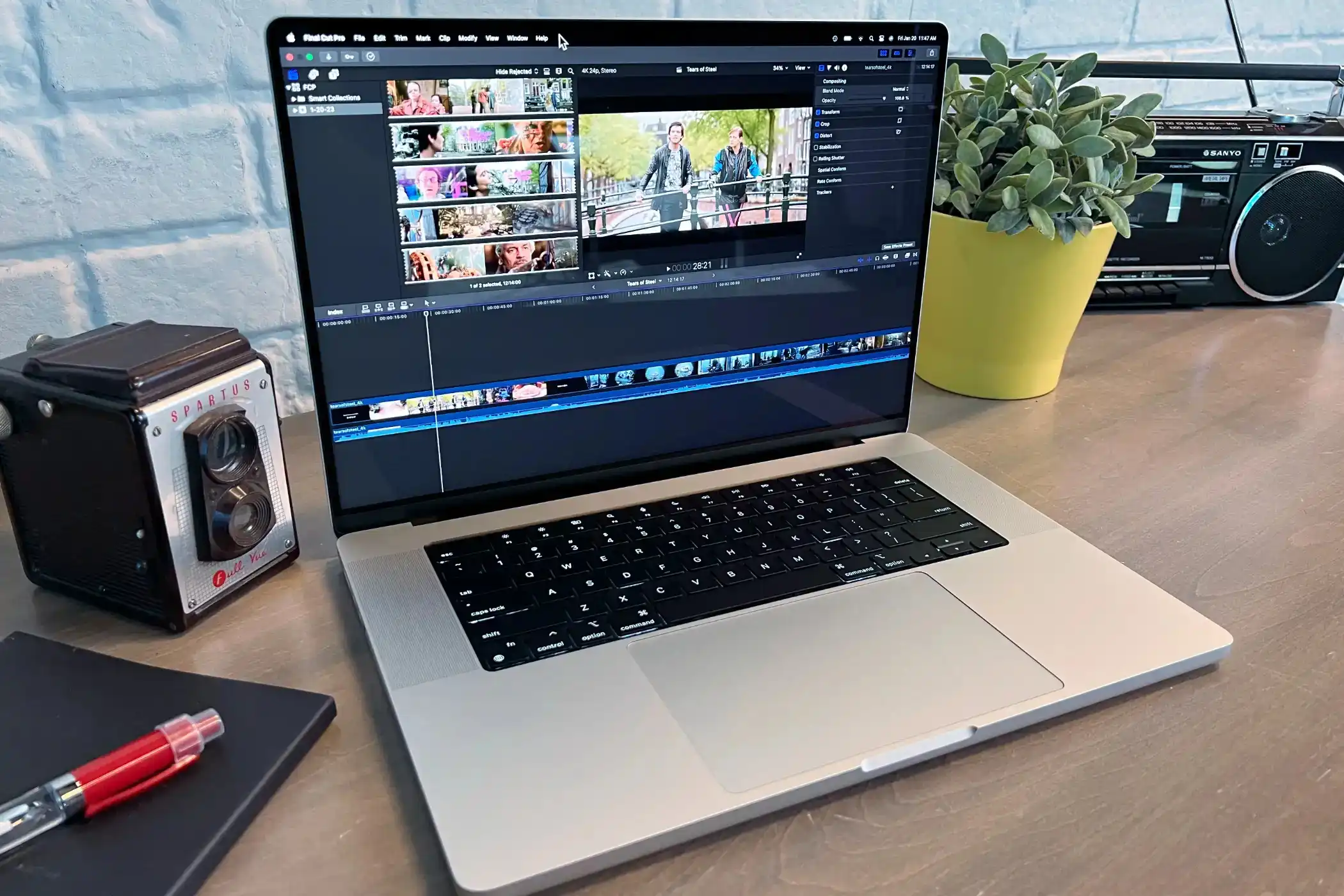 Apple MacBook Pro (2023) – بهترین مک بوک برای ویرایش ویدیو