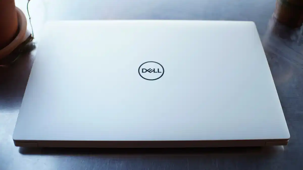Dell XPS 16 (2024): طراحی و کیفیت ساخت