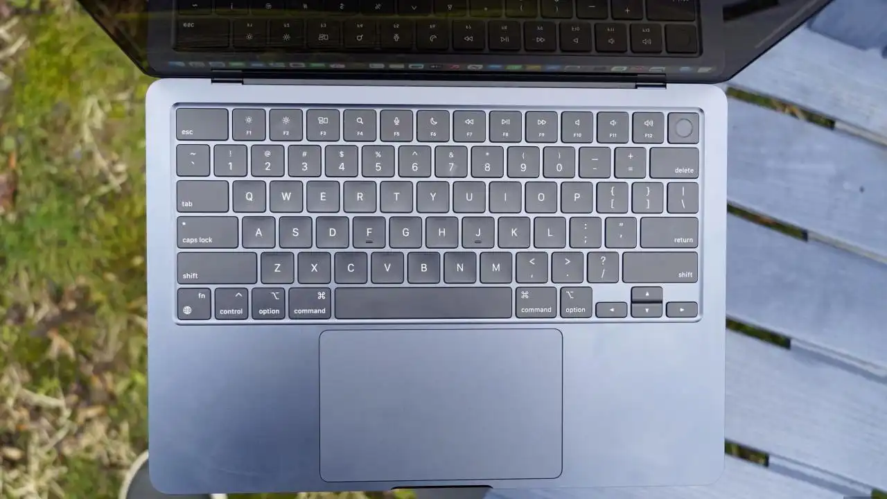 Apple 2024 MacBook Air M3 