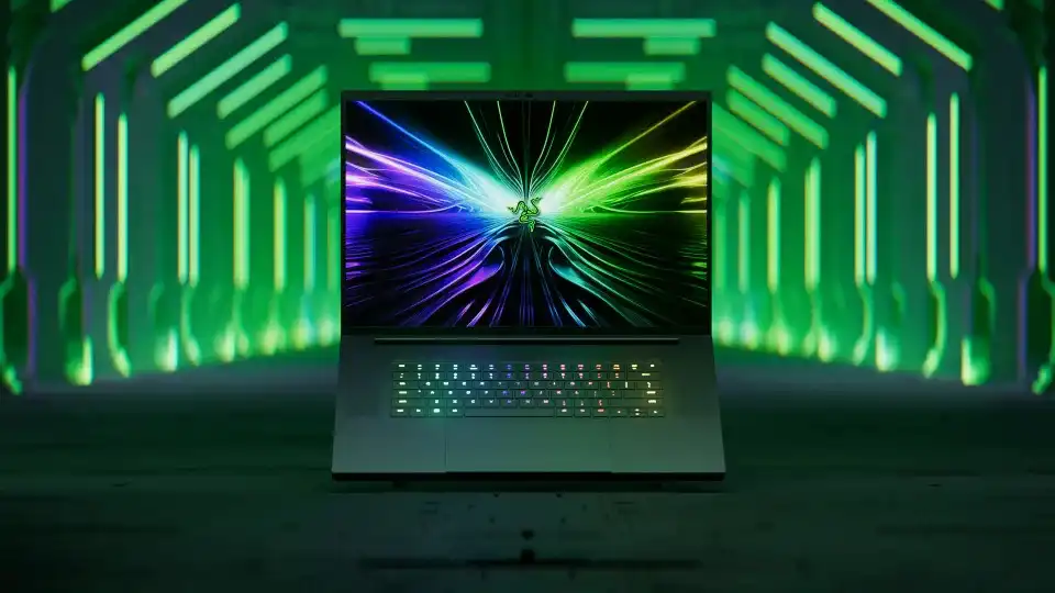 جدیدترین لپتاپ Razer Blade 18 هماکنون برای سفارش در دسترس است. 1 جدیدترین لپتاپ Razer Blade 18 هماکنون برای سفارش در دسترس است.