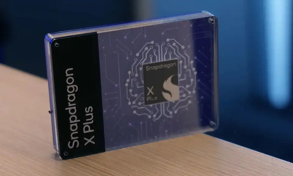 کوالکام با معرفی چیپ Snapdragon X Plus، خط تولید چیپ‌های لپ‌تاپ نسل بعدی خود را گسترش می‌دهد.