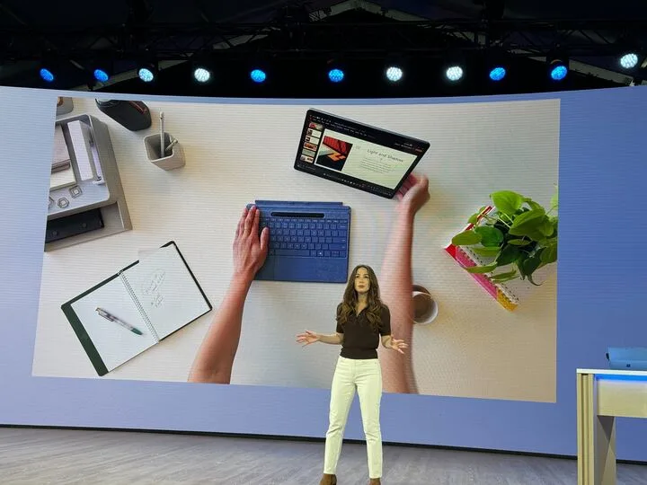 به‌روزرسانی‌های زنده مایکروسافت سرفیس و هوش مصنوعی: Copilot، دستگاه‌های جدید Surface و ویندوز 11