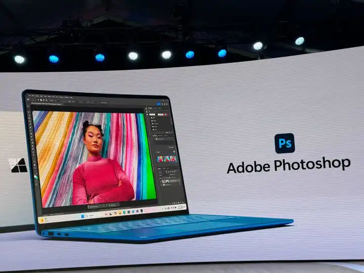 به‌روزرسانی‌های زنده مایکروسافت سرفیس و هوش مصنوعی: Copilot، دستگاه‌های جدید Surface و ویندوز 11
