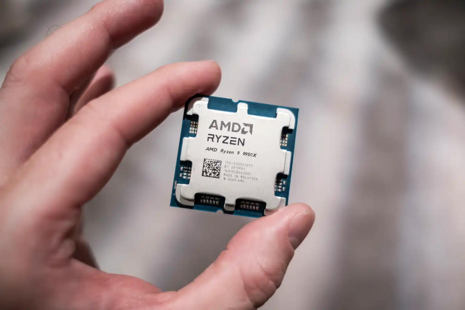 AMD عرضه رایزن 9000 را تا ماه اوت به تعویق انداخت تا کیفیت CPU را تضمین کند