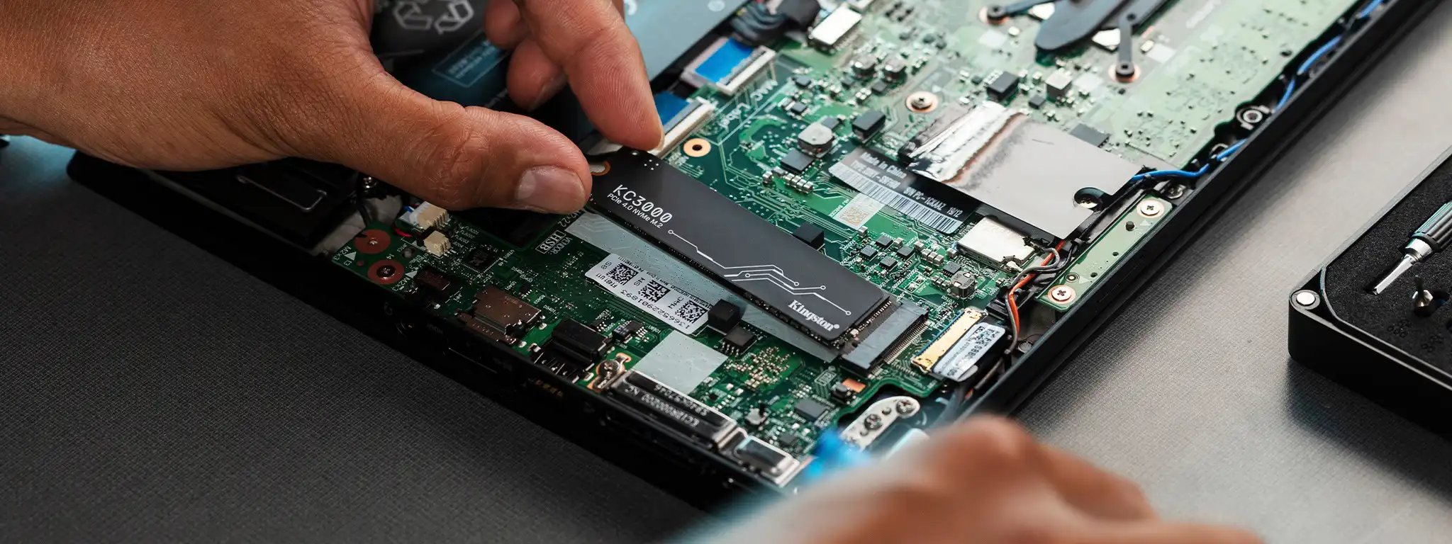 چرا دو SSD در کامپیوتر و لپتاپ بهتر از یک SSD است: دلایل 1 چرا دو SSD در کامپیوتر و لپتاپ بهتر از یک SSD است: دلایل