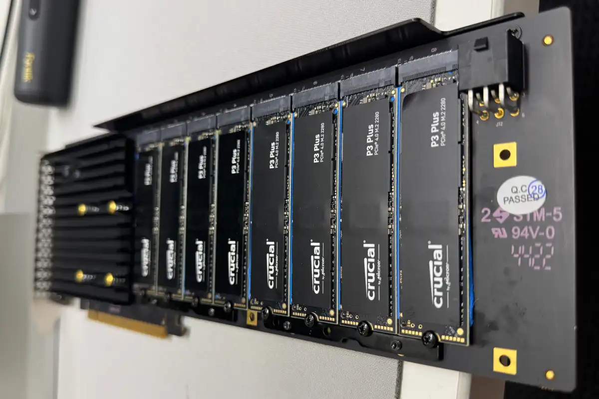 5 ارتقای مفید برای پر کردن اسلاتهای PCIe خالی کامپیوتر شما 6 2.کارتهای ذخیرهسازی PCIe