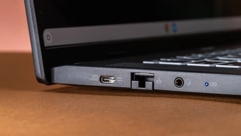 بررسی لپ تاپ Acer Chromebook Plus 516 GE (2025) 5 بررسی لپ تاپ Acer Chromebook Plus 516 GE (2025)