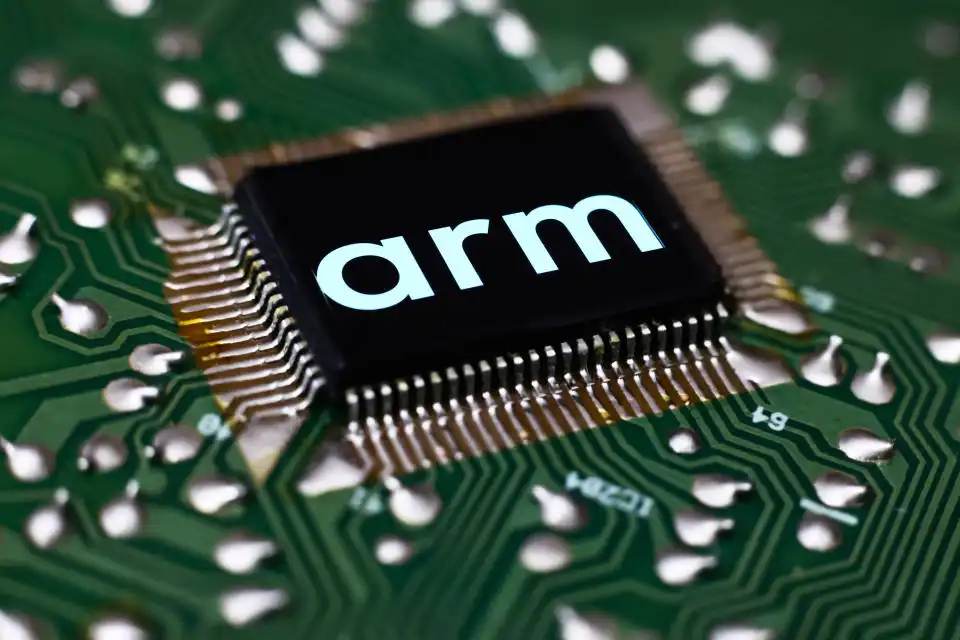 طبق گزارش ها، Arm در حال توسعه تراشه داخلی خود است