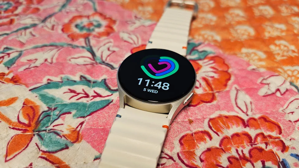 بررسی Samsung Galaxy Watch 7: دوباره کمی بهتر از نسخه قبلی خود است. 1 بررسی Samsung Galaxy Watch 7: دوباره کمی بهتر از نسخه قبلی خود است.