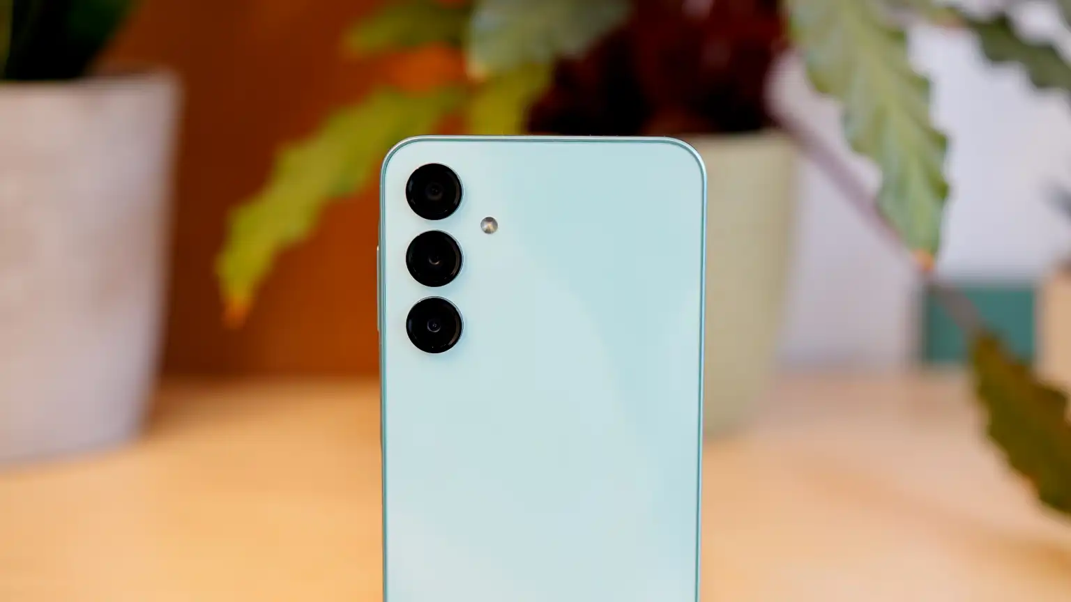 Samsung Galaxy A16 5G یا A15 5G: کدام گوشی هوشمند را بخرم؟ 3 Samsung Galaxy A16 5G یا A15 5G: کدام گوشی هوشمند را بخرم؟