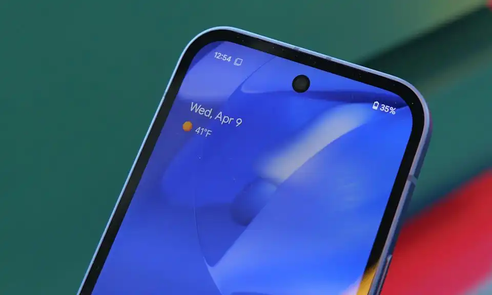 بررسی Google Pixel 9a: اساسی به روشی کاملاً درست 1 بررسی Google Pixel 9a: اساسی به روشی کاملاً درست