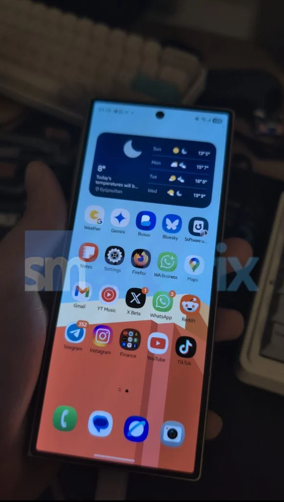 One UI 8 نشان میدهد که آنچنان هم شگفتانگیز نخواهد بود. 1 One UI 8 نشان میدهد که آنچنان هم شگفتانگیز نخواهد بود.