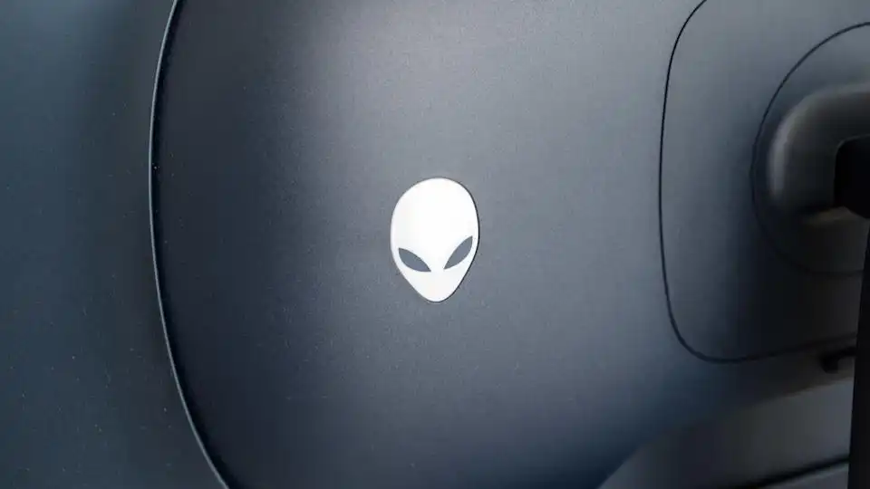 تحلیل و بررسی Alienware AW2725Q: یک نمایشگر گیمینگ OLED استثنایی 1 تحلیل و بررسی Alienware AW2725Q: یک نمایشگر گیمینگ OLED استثنایی