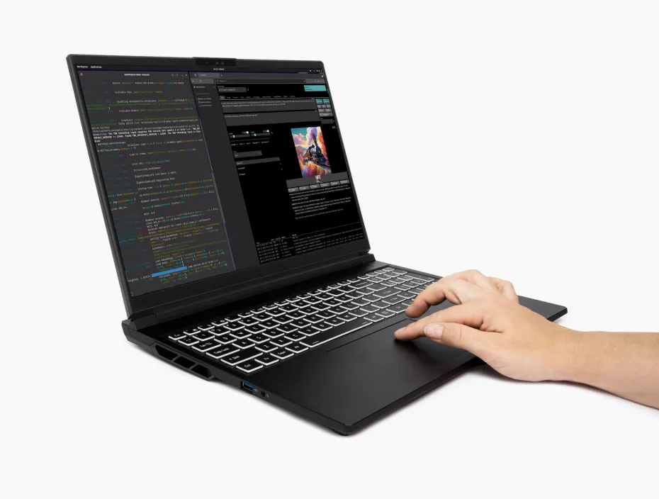 سیستم ۷۶ لپ‌تاپ Serval WS لینوکس را با کارت گرافیک NVIDIA GeForce RTX 5070 Ti به‌روزرسانی کرد.
