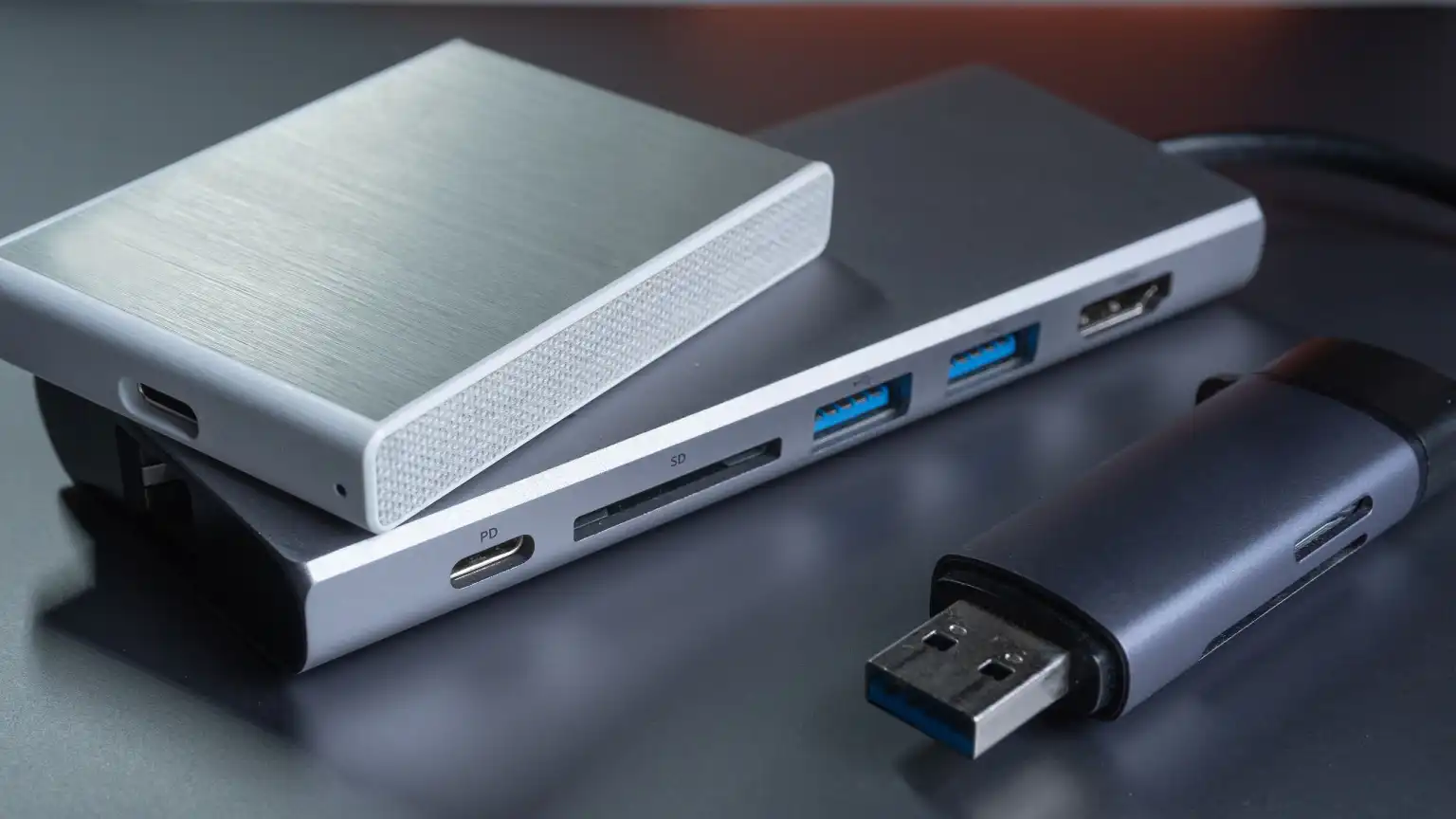 هارد درایو، SSD یا فلش مموری USB: کدام حافظه قابل حمل برای شما مناسب است؟