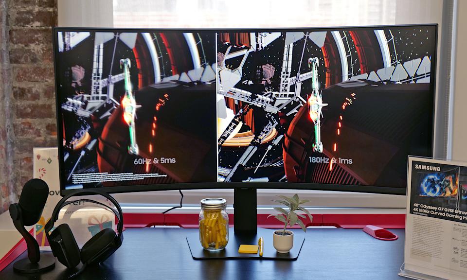 مانیتور گیمینگ سامسونگ Odyssey OLED G6، اولین مانیتور گیمینگ OLED با نرخ نوسازی ۵۰۰ هرتز در جهان است. 2 مانیتور گیمینگ سامسونگ Odyssey OLED G6، اولین مانیتور گیمینگ OLED با نرخ نوسازی ۵۰۰ هرتز در جهان است.