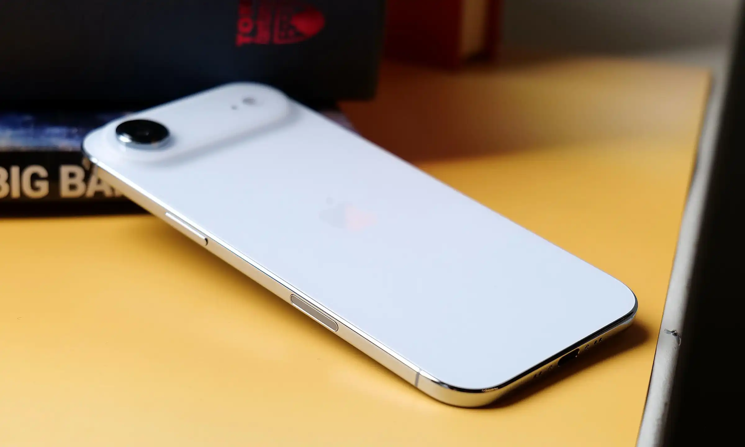 بررسی آیفون ایر: نازکی هدفمند 3 بررسی آیفون ایر: نازکی هدفمند