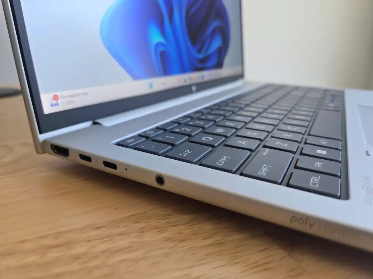 بررسی لپ‌تاپ HP EliteBook 8 G1a: سخت‌افزار AMD می‌درخشد.
