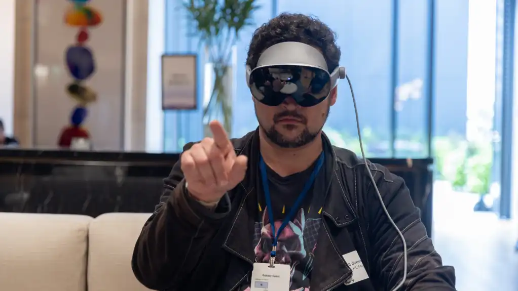 سامسونگ گلکسی XR در مقابل اپل ویژن پرو: نبردی رو در رو و دگرگونکننده واقعیت 7 سامسونگ گلکسی XR در مقابل اپل ویژن پرو: نبردی رو در رو و دگرگونکننده واقعیت