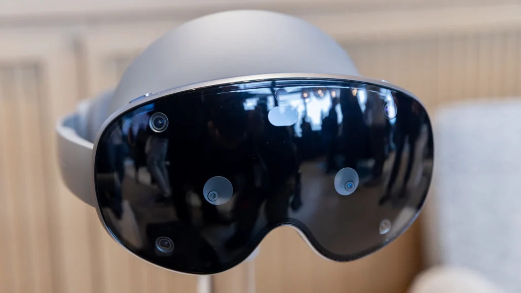 سامسونگ گلکسی XR در مقابل اپل ویژن پرو: نبردی رو در رو و دگرگون‌کننده واقعیت