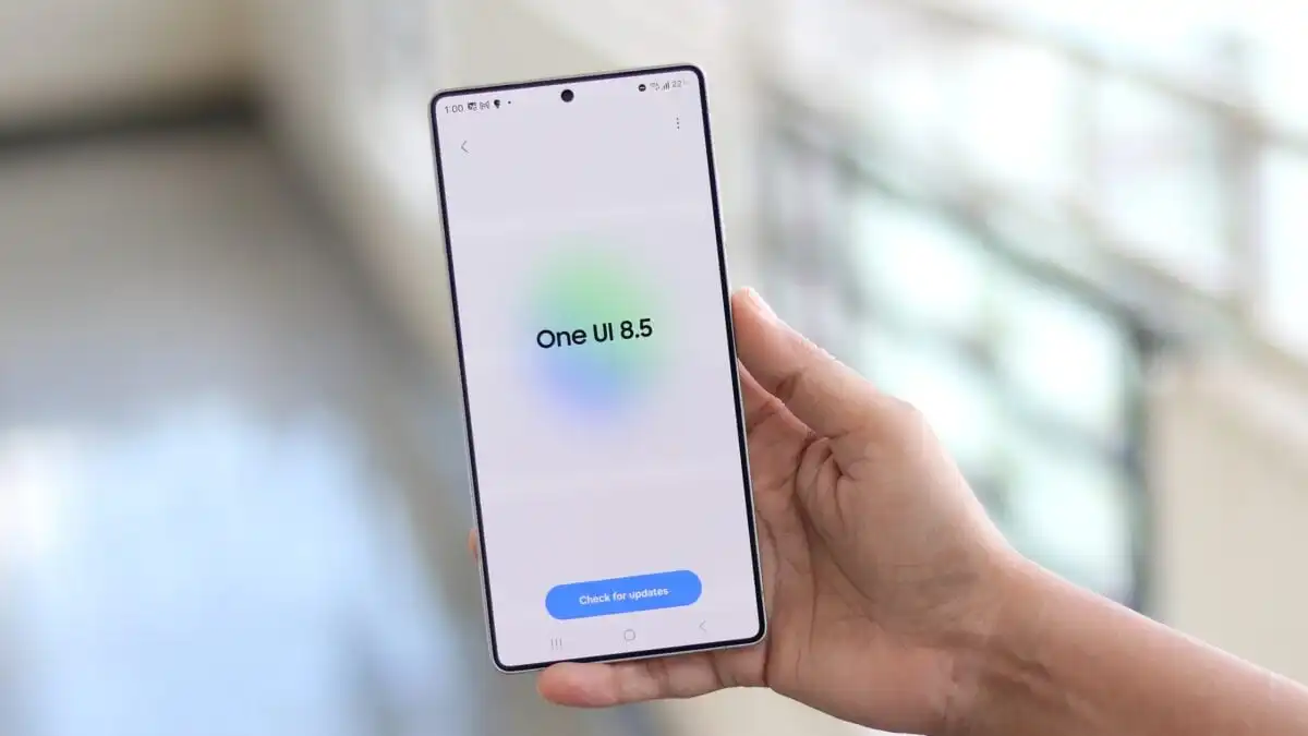 کشوی برنامه‌های One UI 8.5 به لطف نوار جستجوی جدید، ظاهر صیقلی‌تری دارد
