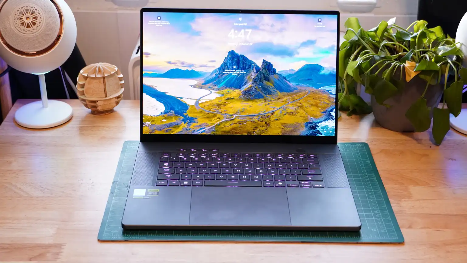 بررسی ایسوس راگ زفیروس G16: طراحی باریک با قدرت جدی گیمینگ همراه می‌شود