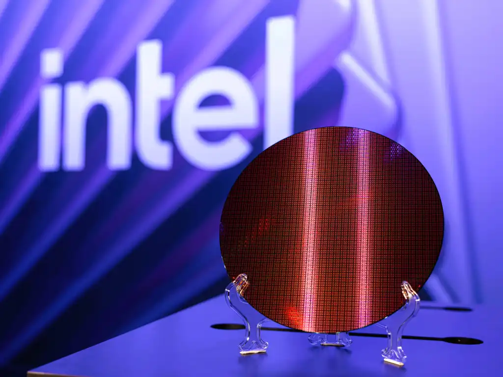 اینتل چیزی را به گیمرهای اقتصادی میدهد که انویدیا و AMD دریغ میکنند! اینتل چیزی را به گیمرهای اقتصادی میدهد که انویدیا و AMD دریغ میکنند!