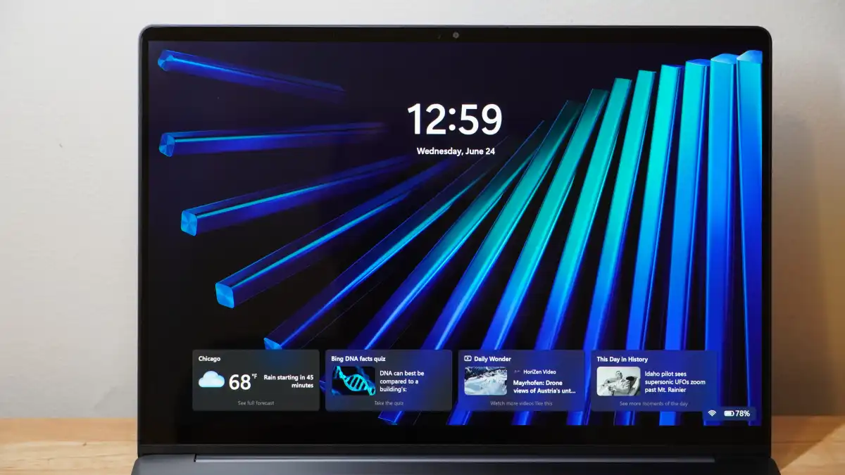 بررسی لپتاپ Dell 16S | نمایشگر زیبا، عملکردی که انتظارش رو نداری 3 بررسی لپتاپ Dell 16S | نمایشگر زیبا، عملکردی که انتظارش رو نداری