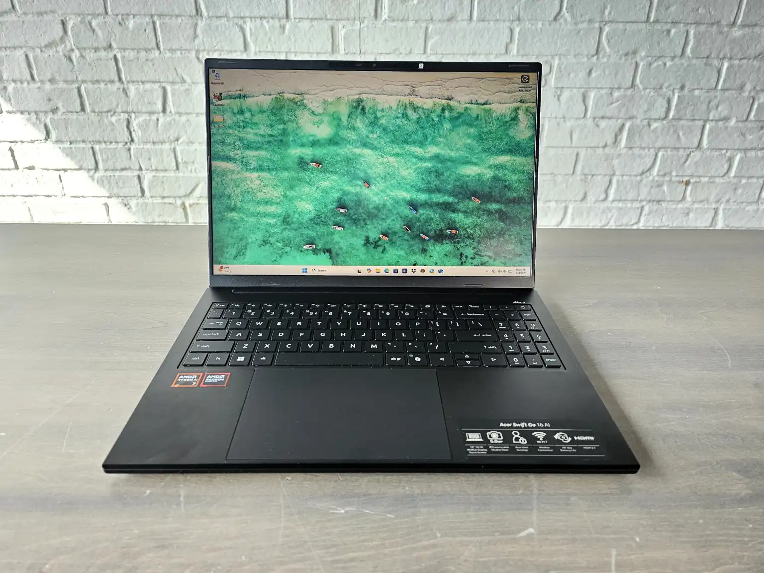 بررسی Acer Swift Go 16 AI | آیا با این قیمت ارزش خریدن داره؟ بررسی Acer Swift Go 16 AI | آیا با این قیمت ارزش خریدن داره؟