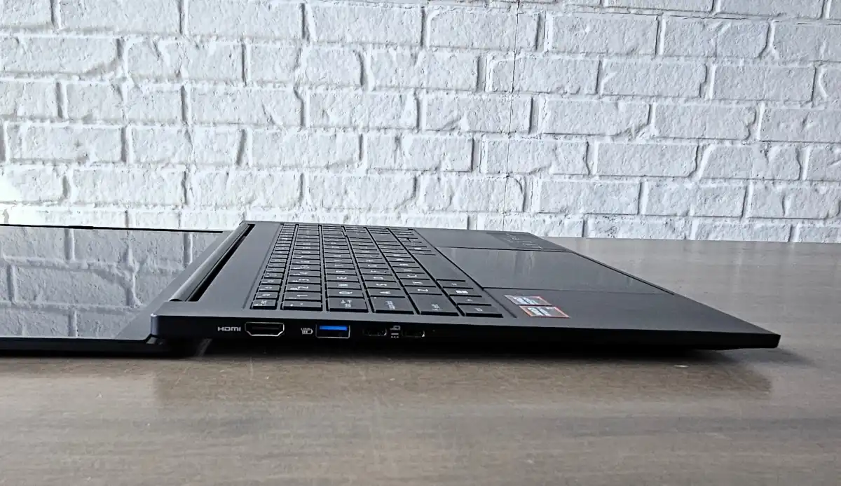 بررسی Acer Swift Go 16 AI | آیا با این قیمت ارزش خریدن داره؟ 2 بررسی Acer Swift Go 16 AI | آیا با این قیمت ارزش خریدن داره؟