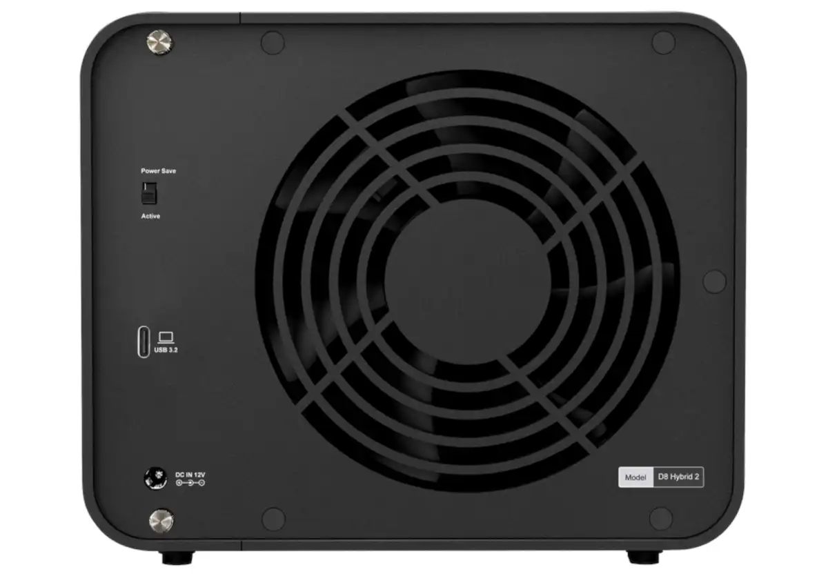 TerraMaster D8 Hybrid 2 چیست؟ بررسی کامل، مشخصات و عملکرد