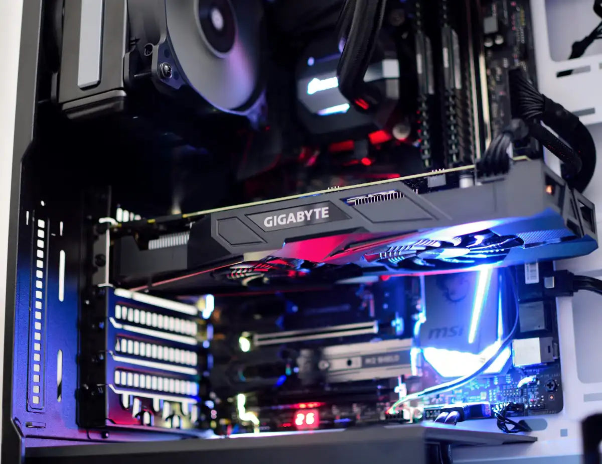 ساخت PC بهتر است یا خرید کامپیوتر آماده؟ راهنمای کامل ۲۰۲6